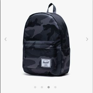 NWOT Herschel Classic Backpack